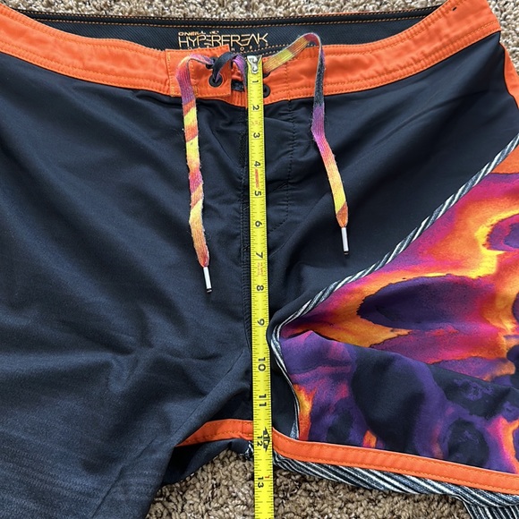 O'Neill Hyperfreak Men's Boardshorts Size 34 Orange/Purple/Black/Sunset - Picture 16 of 16